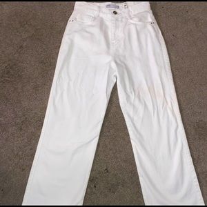 White straight fit jeans from Zara